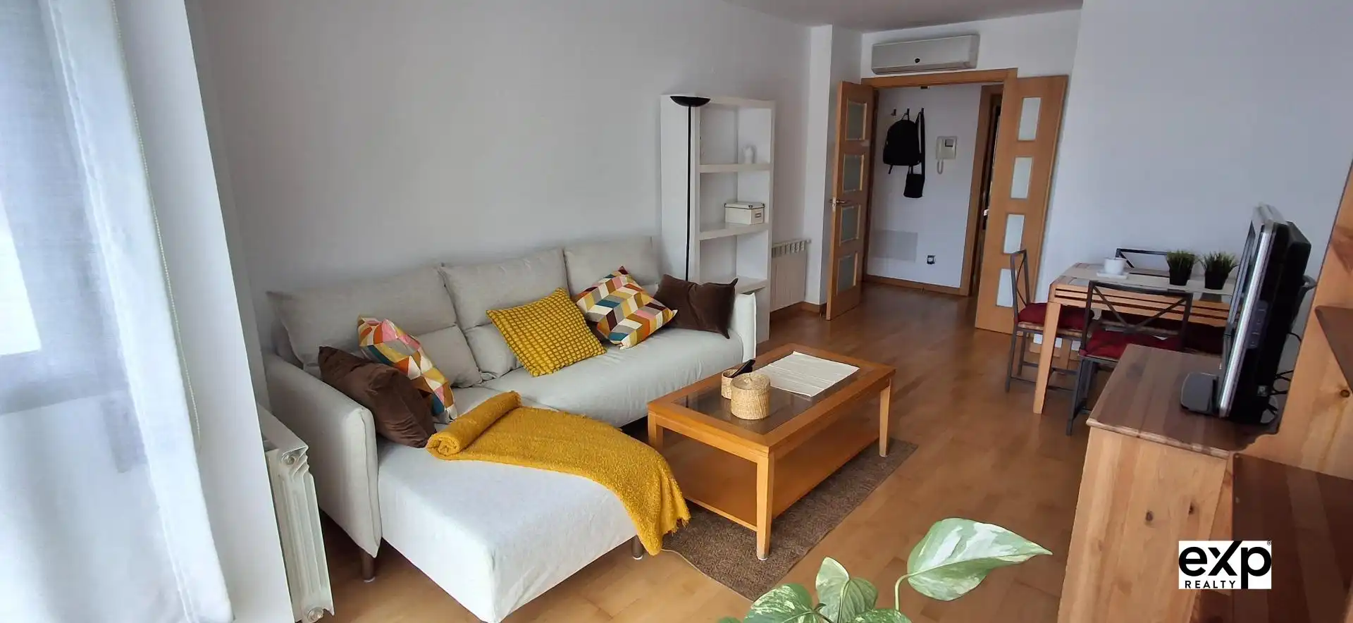 Living room of Apartments for rent in Madrid  with Air Conditioner, Heating and Private garden
