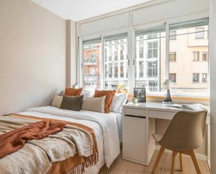 Bedroom of Flat to share in  Barcelona Capital  with Private garden and Furnished