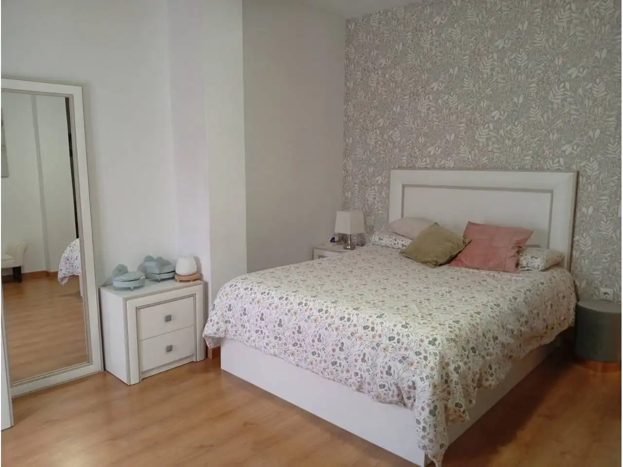 Habitación de Dúplex en venta en Ciudad Real con Aire acondicionado, Terraza y Trastero