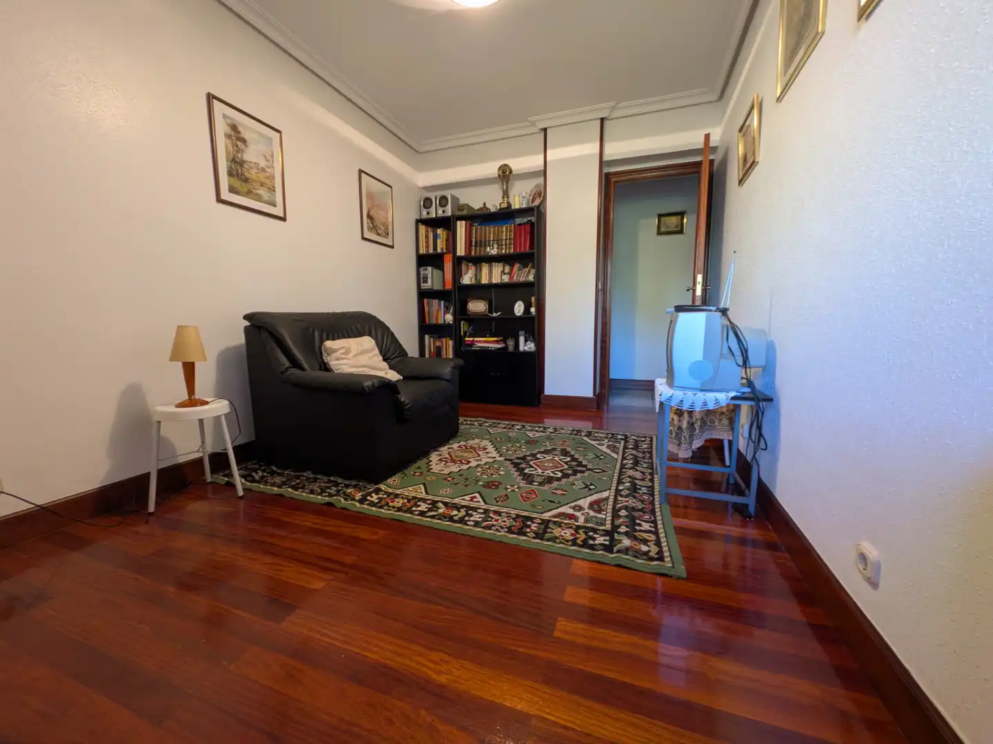 Sala d'estar de Pis en venda en Errenteria amb Calefacció, Moblat i Forn