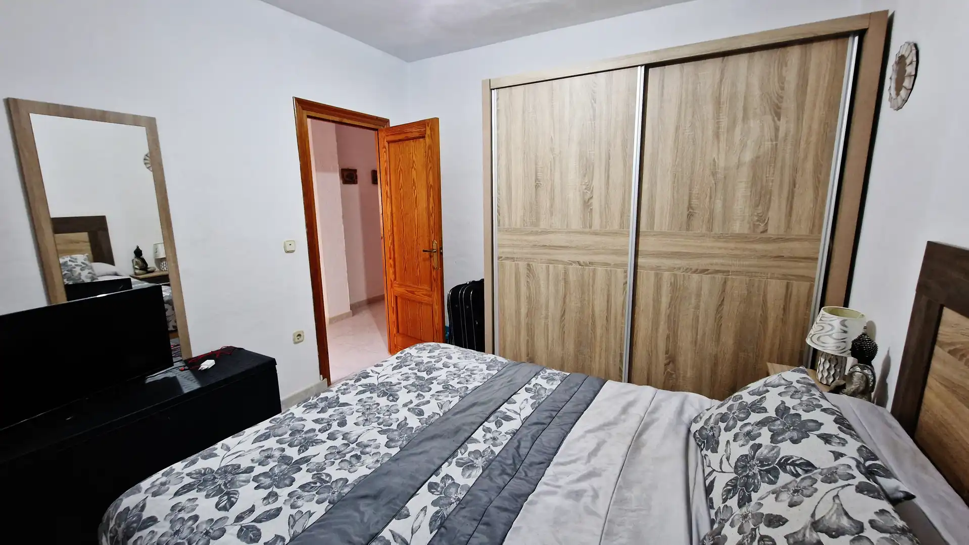 Schlafzimmer von Einfamilien-Reihenhaus zum Verkauf in Vélez de Benaudalla mit Terrasse, Abstellraum und Möbliert