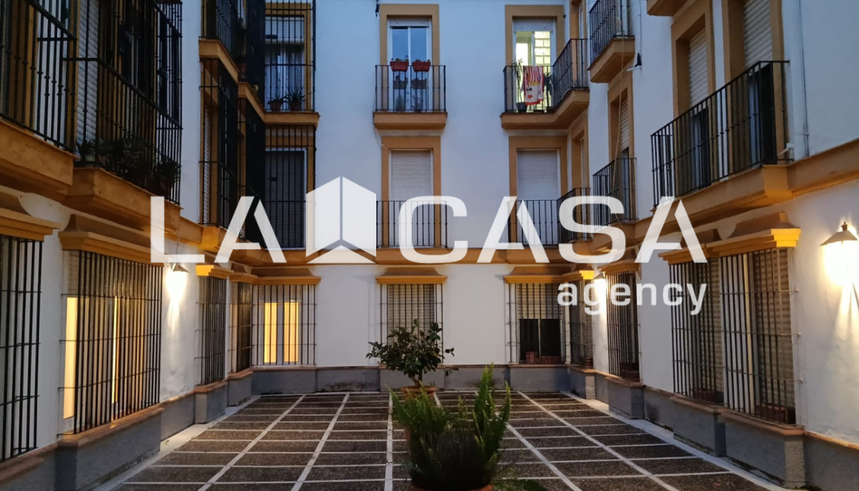 Photo 1 of Flat for sale in Triana Casco Antiguo, Sevilla