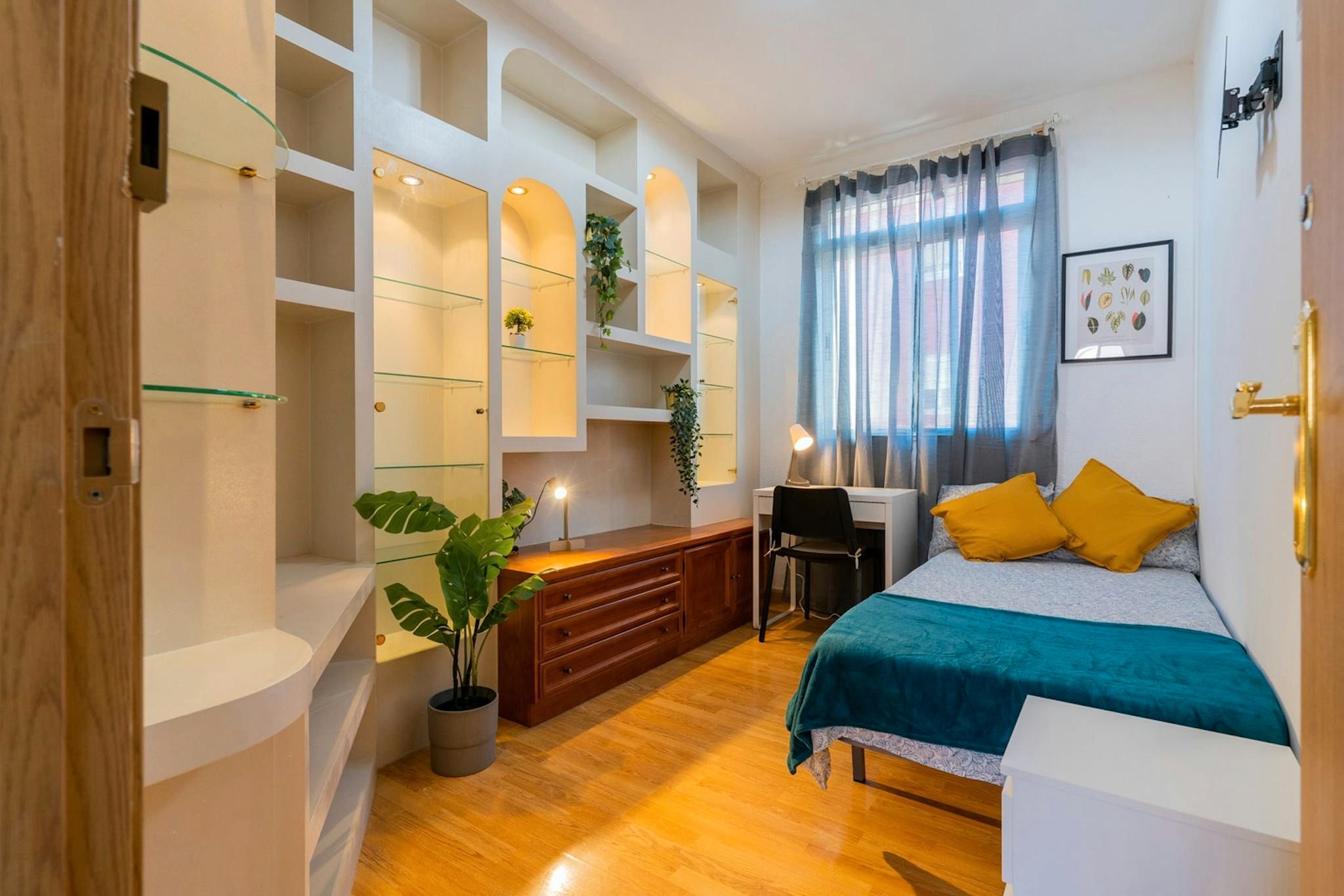 Flat to share in N/A, Ciutat Fallera