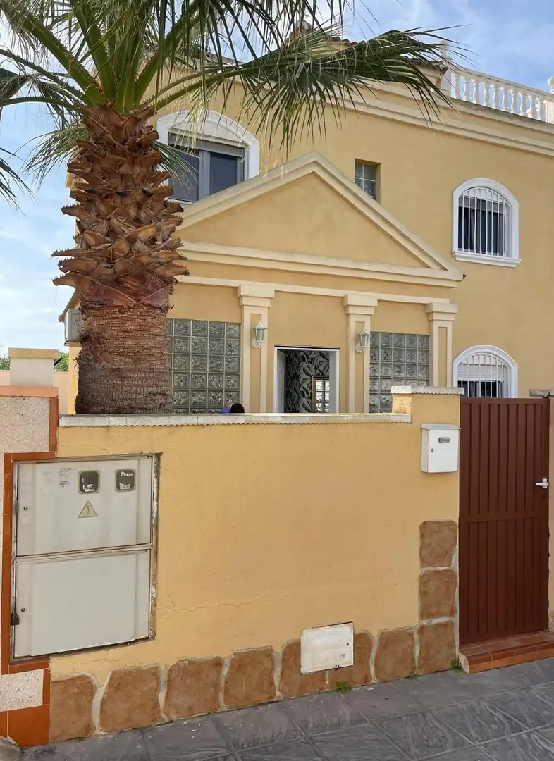 Casa amb jardí en venda a Nueva Torrevieja - Aguas Nuevas, imagen 24