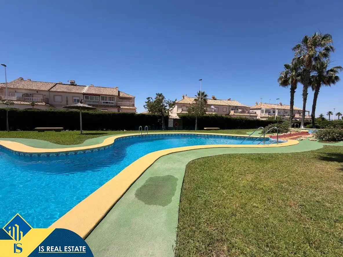 Bungalow amb piscina en venda a Nueva Torrevieja - Aguas Nuevas, imagen 26