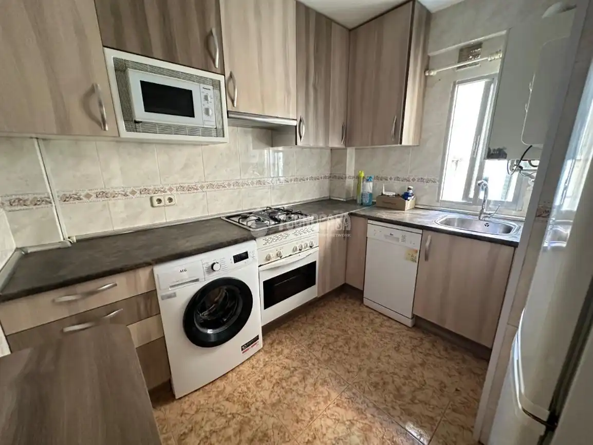 Kitchen of Flat for sale in Madrid  with Heating, Parquet flooring and Terrace