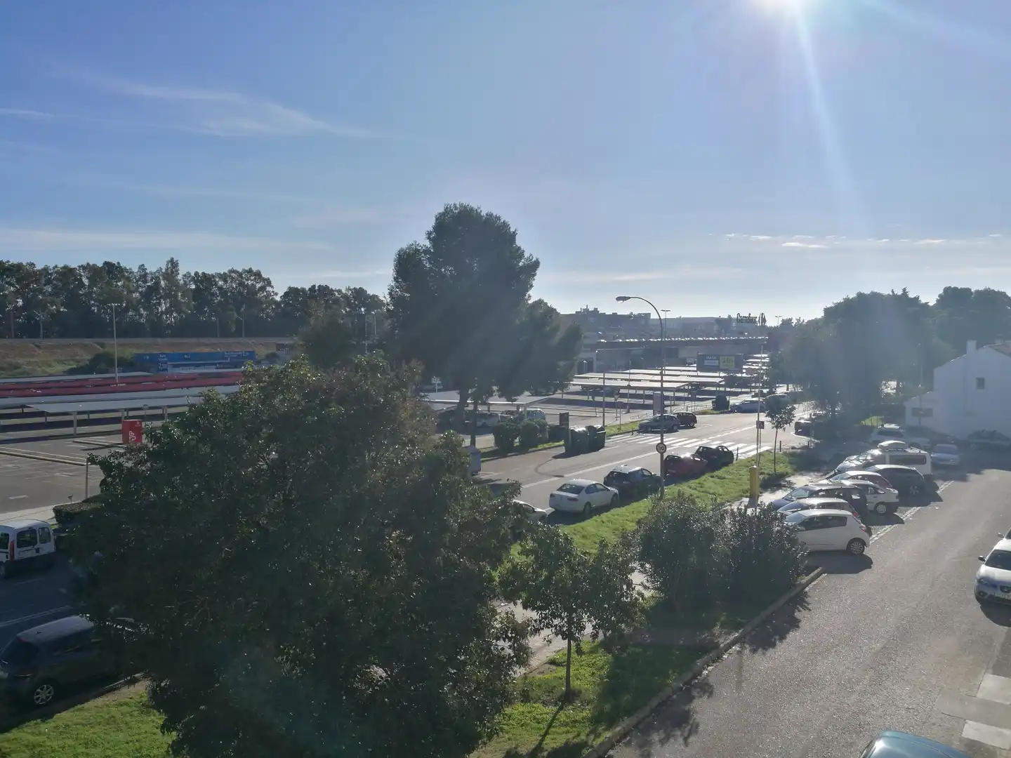 Aparcament de Oficina de lloguer en Sevilla amb Aire condicionat