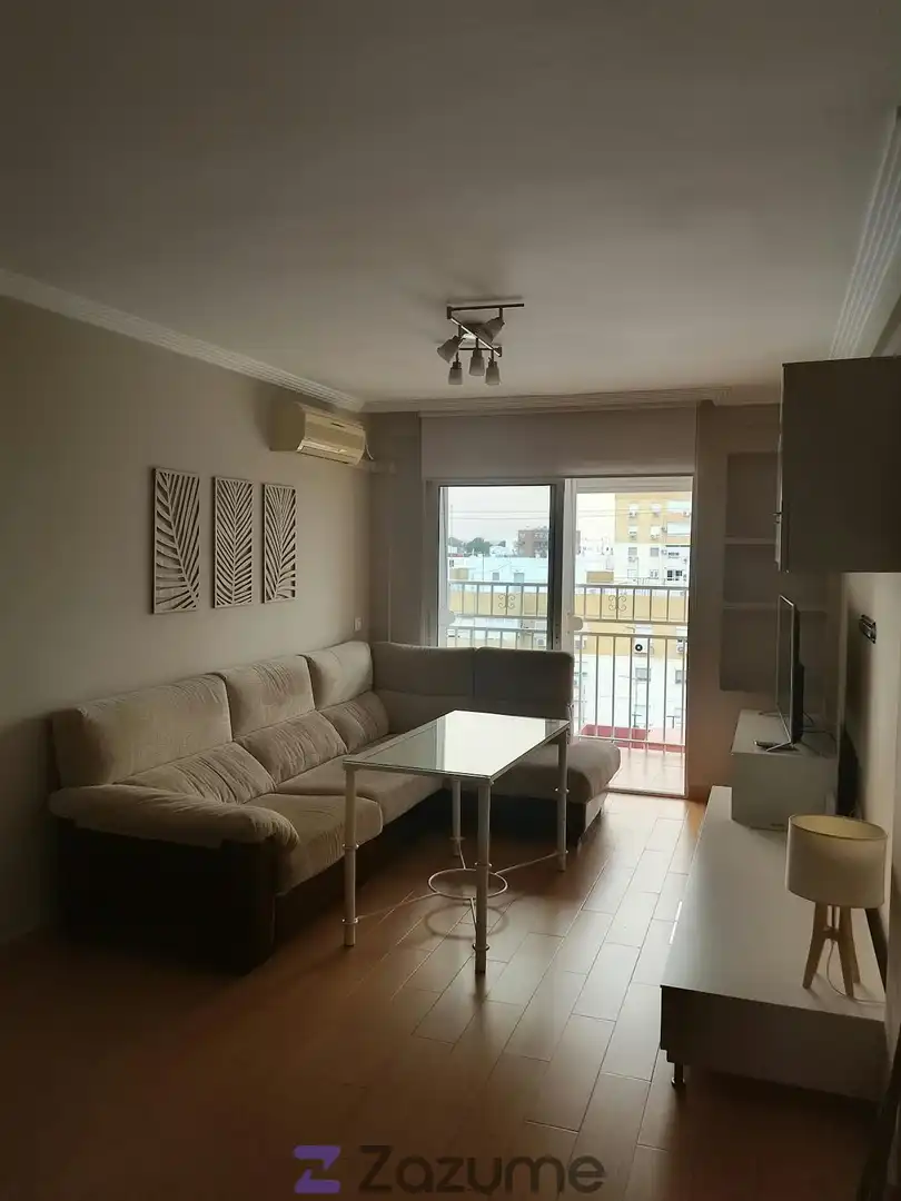 Wohnzimmer von Wohnung zur Miete in Sevilla mit Klimaanlage, Heizung und Möbliert