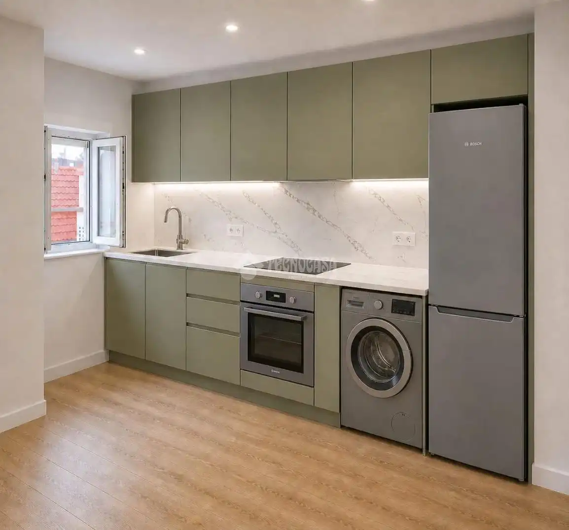 Kitchen of Flat for sale in Madrid