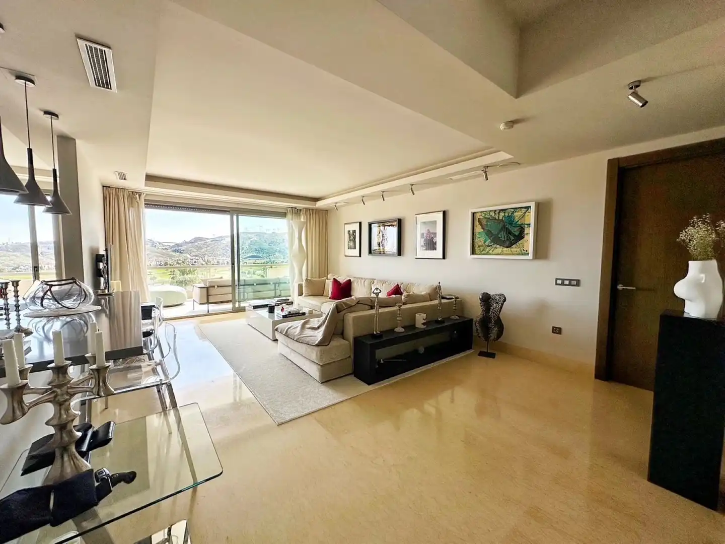 Living room of Attic for sale in Benahavís  with Air Conditioner, Terrace and Furnished