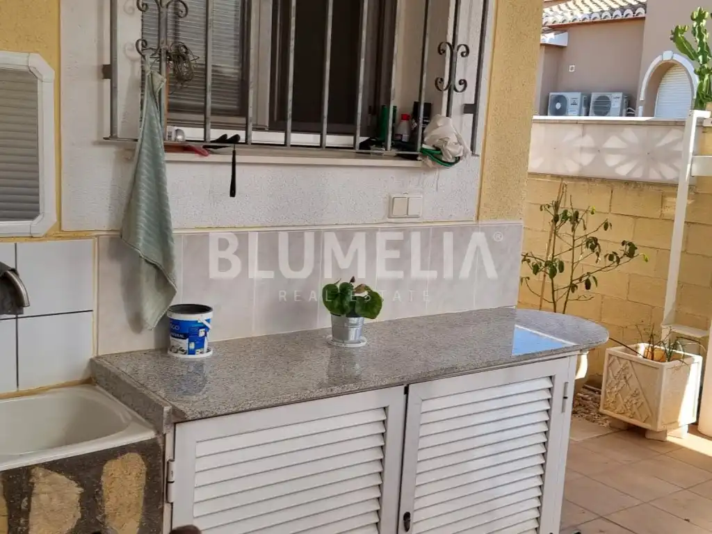 Casa con jardín en venta en Calle Afrodita, imagen 7