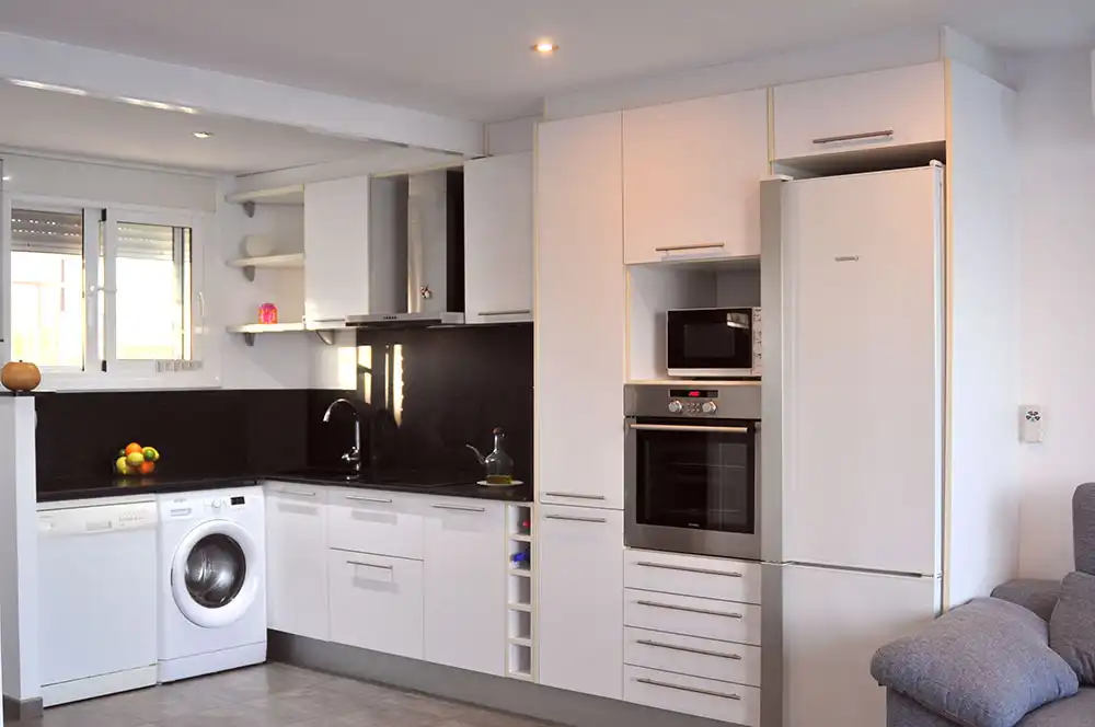 Cocina de Apartamento en venta en Alcanar con Terraza, Horno y Balcón