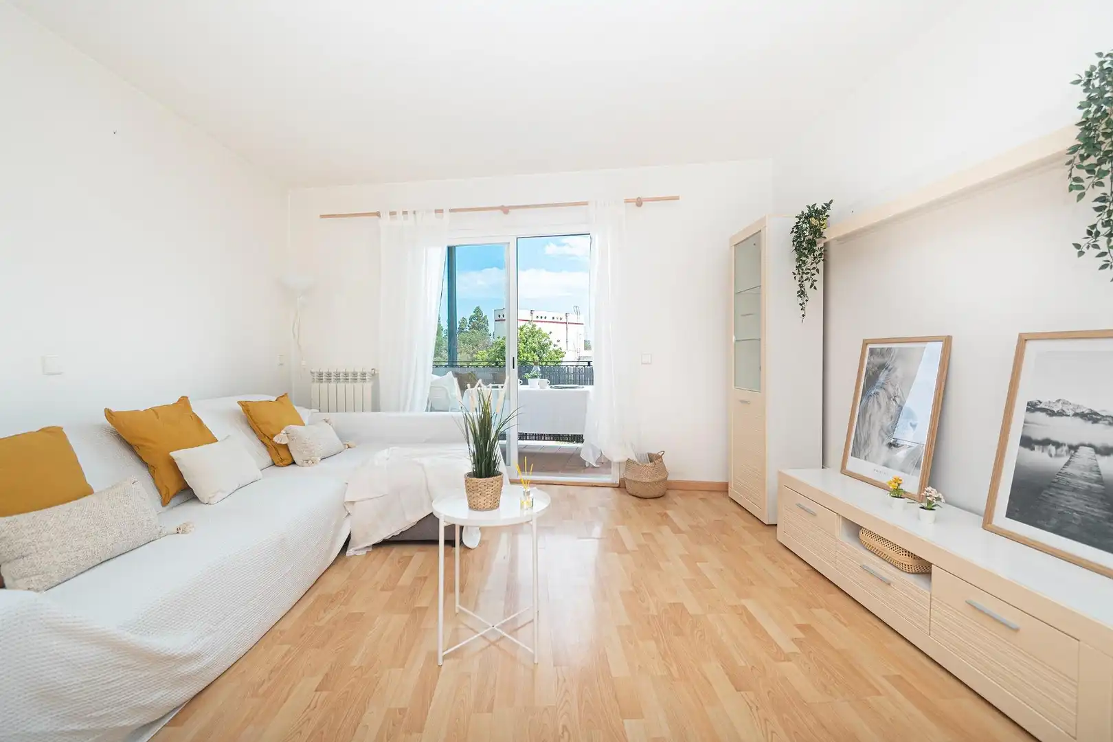 Living room of Flat for sale in Campos  with Air Conditioner, Heating and Parquet flooring