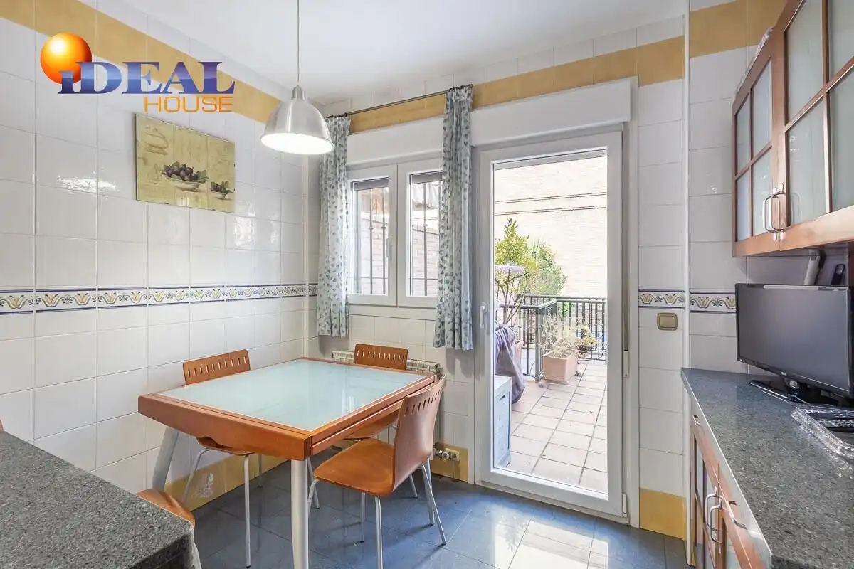 Abitazione con terrazza in vendita a Calle DOCTOR LOPEZ FONT, imagen 13