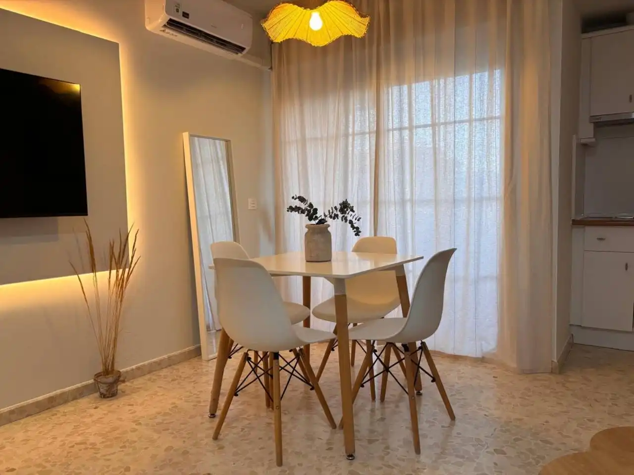 Dining room of Study for rent in Roquetas de Mar  with Air Conditioner, Furnished and Balcony