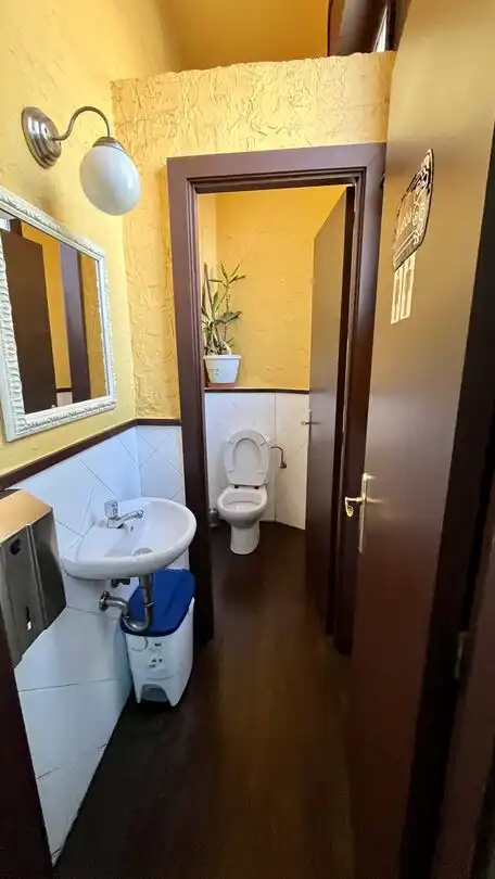 Bathroom of Commercial properties for sale in Getxo 
