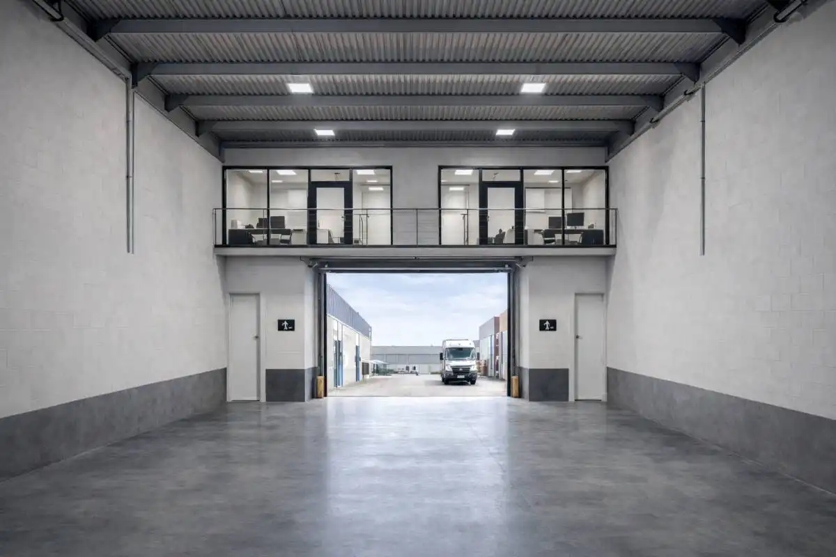 Industrial buildings for rent in Catral