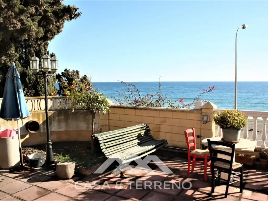 Commercial properties for sale in Benajarafe