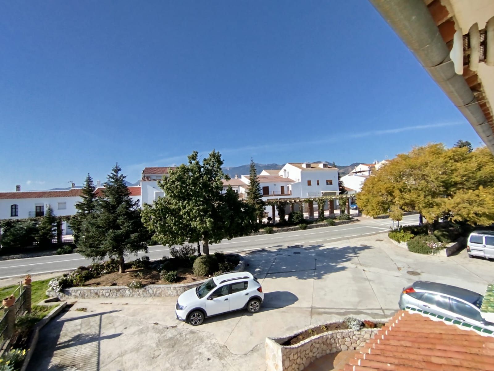 Exterior view of Premises for sale in Yunquera  with Air Conditioner and Furnished