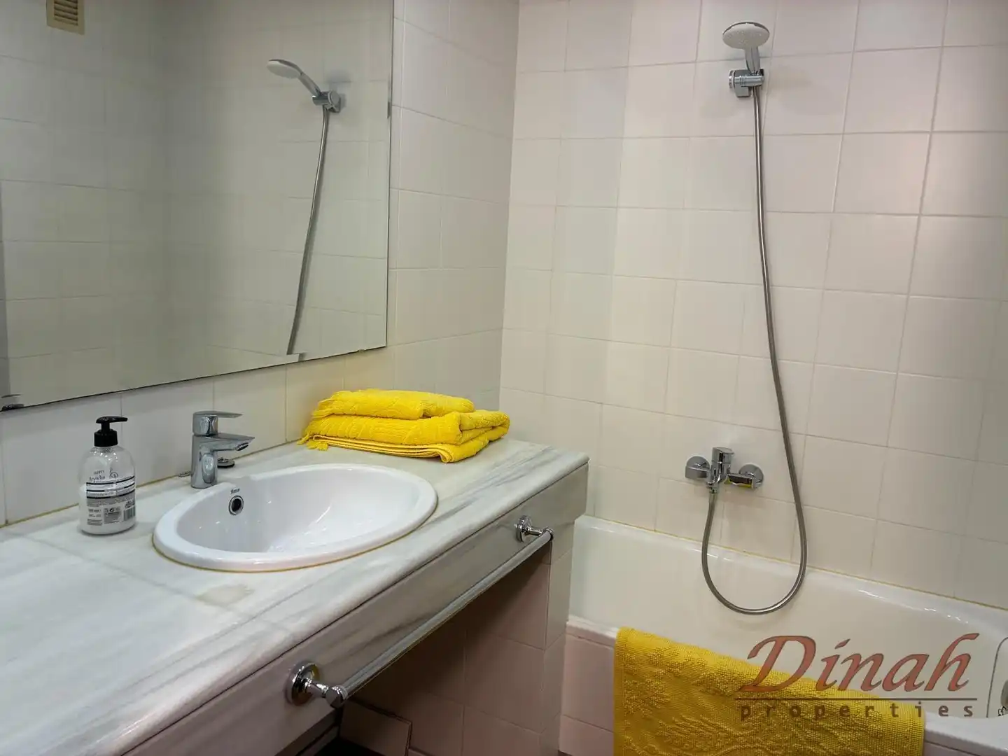 Bany de Apartament en venda en Altea amb Aire condicionat, Calefacció i Moblat
