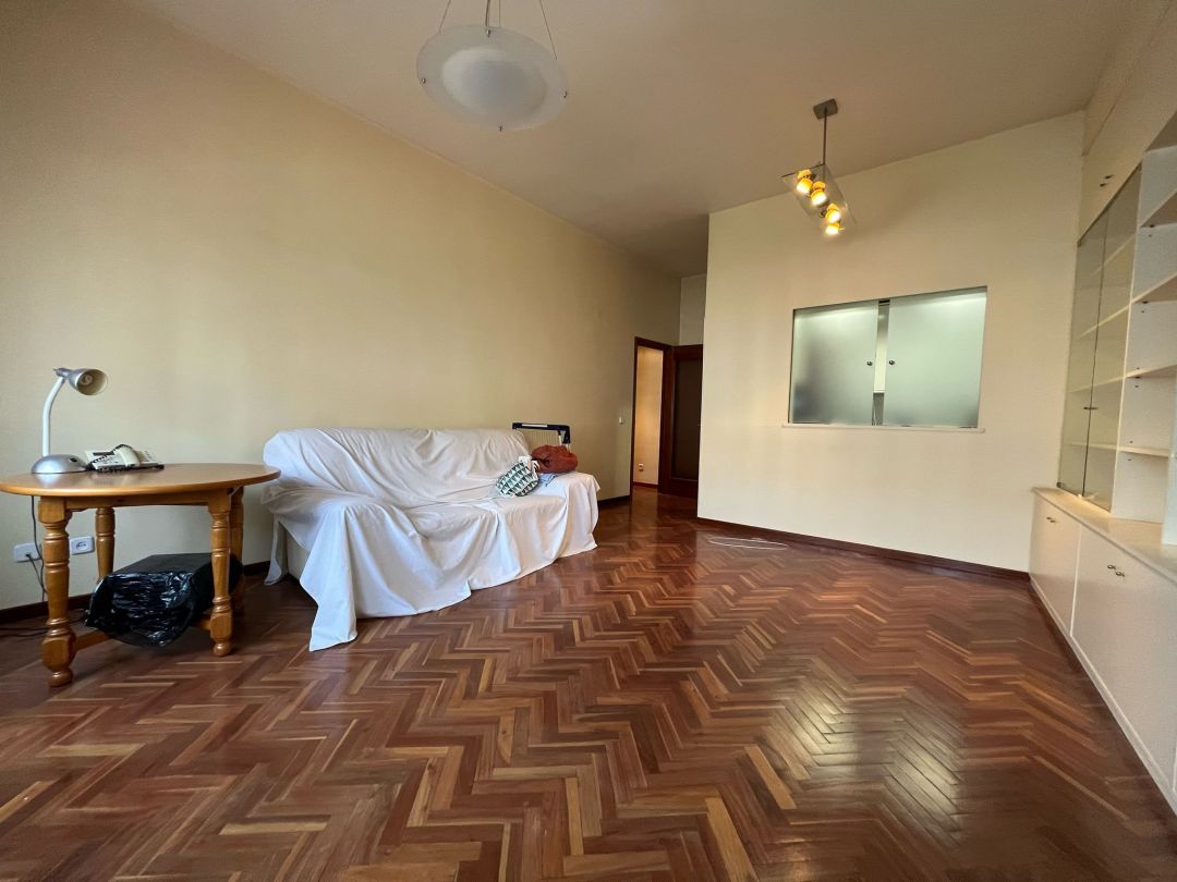 Sala d'estar de Pis en venda en  Madrid Capital amb Calefacció