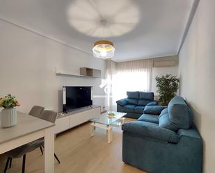 Living room of Flat to rent in  Albacete Capital  with Air Conditioner and Balcony