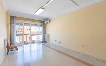 Flat for sale in  Granada Capital  with Air Conditioner, Heating and Parquet flooring