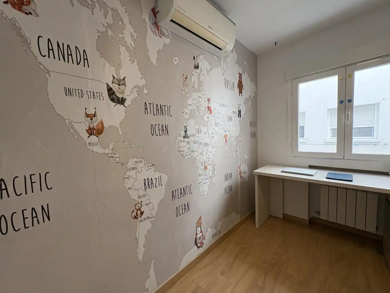 Bedroom of Flat for rent in Madrid  with Air Conditioner, Heating and Furnished