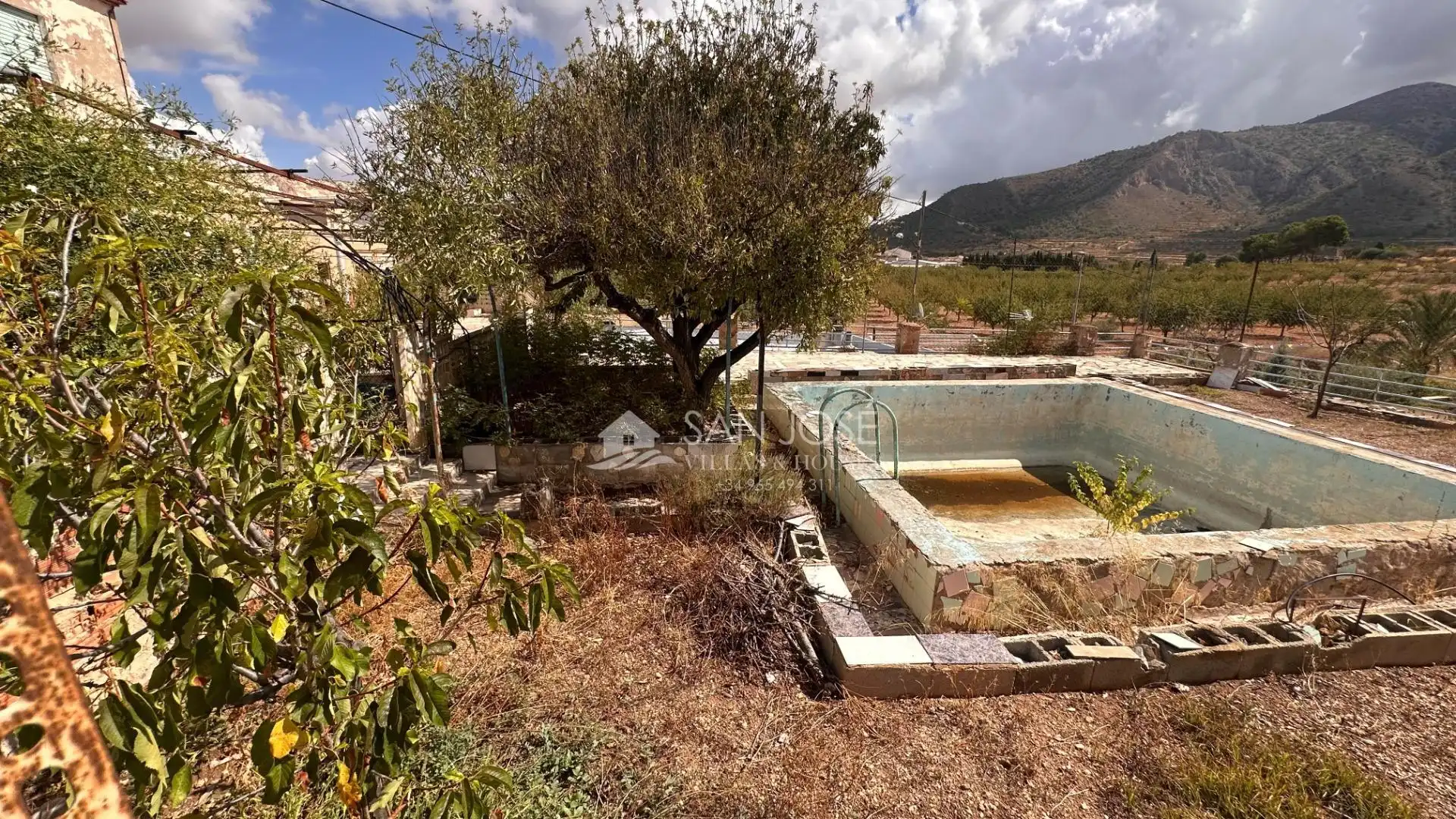Chalet con piscina en venta en Algueña, imagen 17