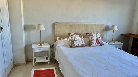 Foto 4 de Apartamento en venta en Las Lomas, Estepona