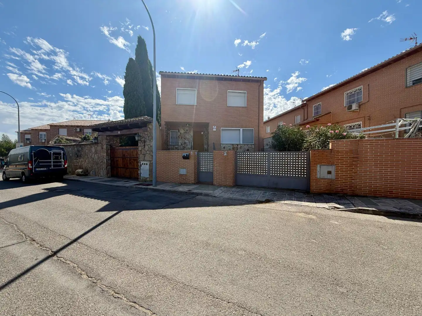 Villa con giardino in vendita a Calle VALENZANA 5, imagen 3