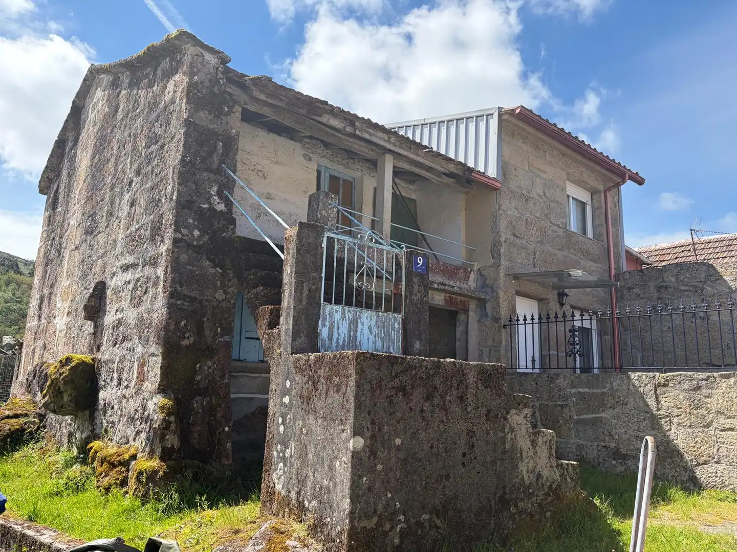 Vista exterior de Casa adosada en venta en Covelo con Jardín privado