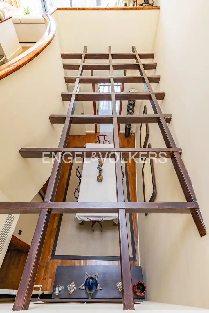 Comedor de Casa o chalet en venta en Barcelona con Aire acondicionado, Calefacción y Jardín privado
