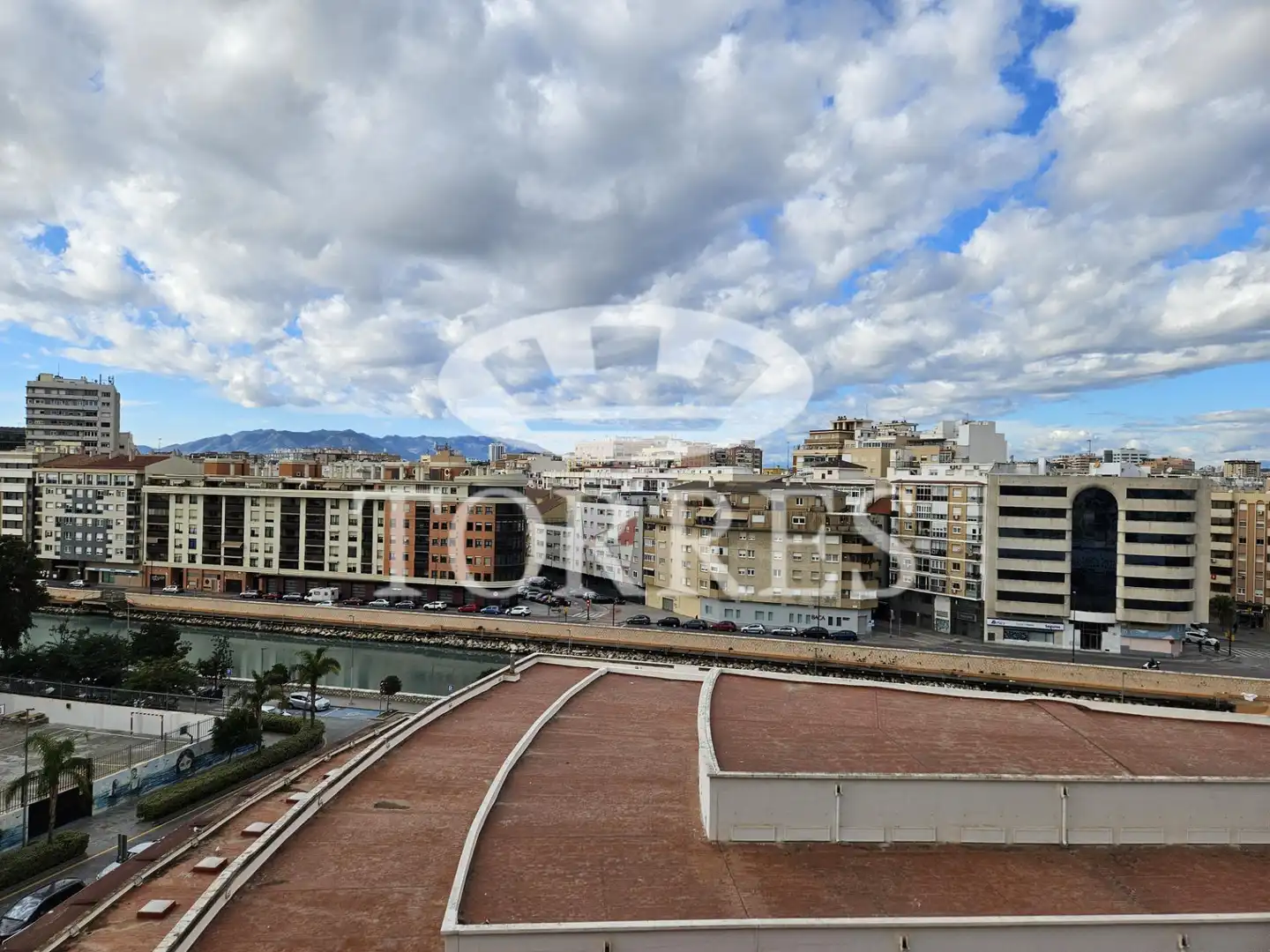 Außenansicht von Wohnung zur Miete in Málaga Capital mit Klimaanlage und Terrasse