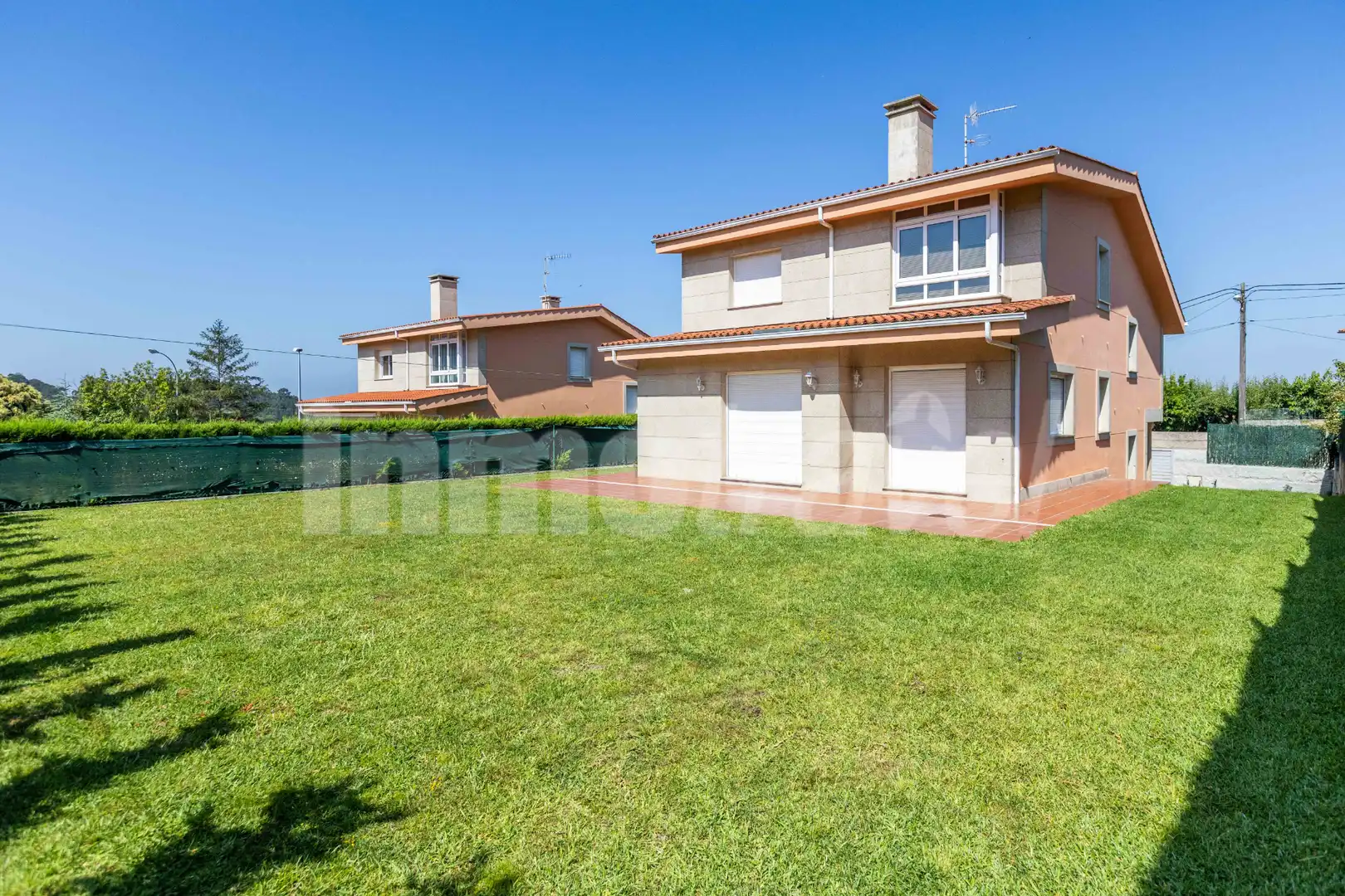 Außenansicht von Haus oder Chalet zum Verkauf in Sanxenxo mit Heizung, Privatgarten und Parkett