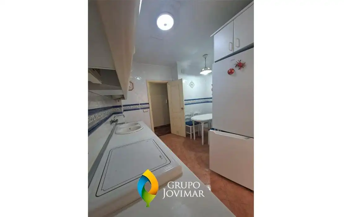 Cocina de Piso en venta en Guadix con Calefacción, Terraza y Amueblado
