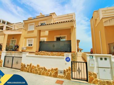 Casa con piscina en venta en San Miguel de Salinas