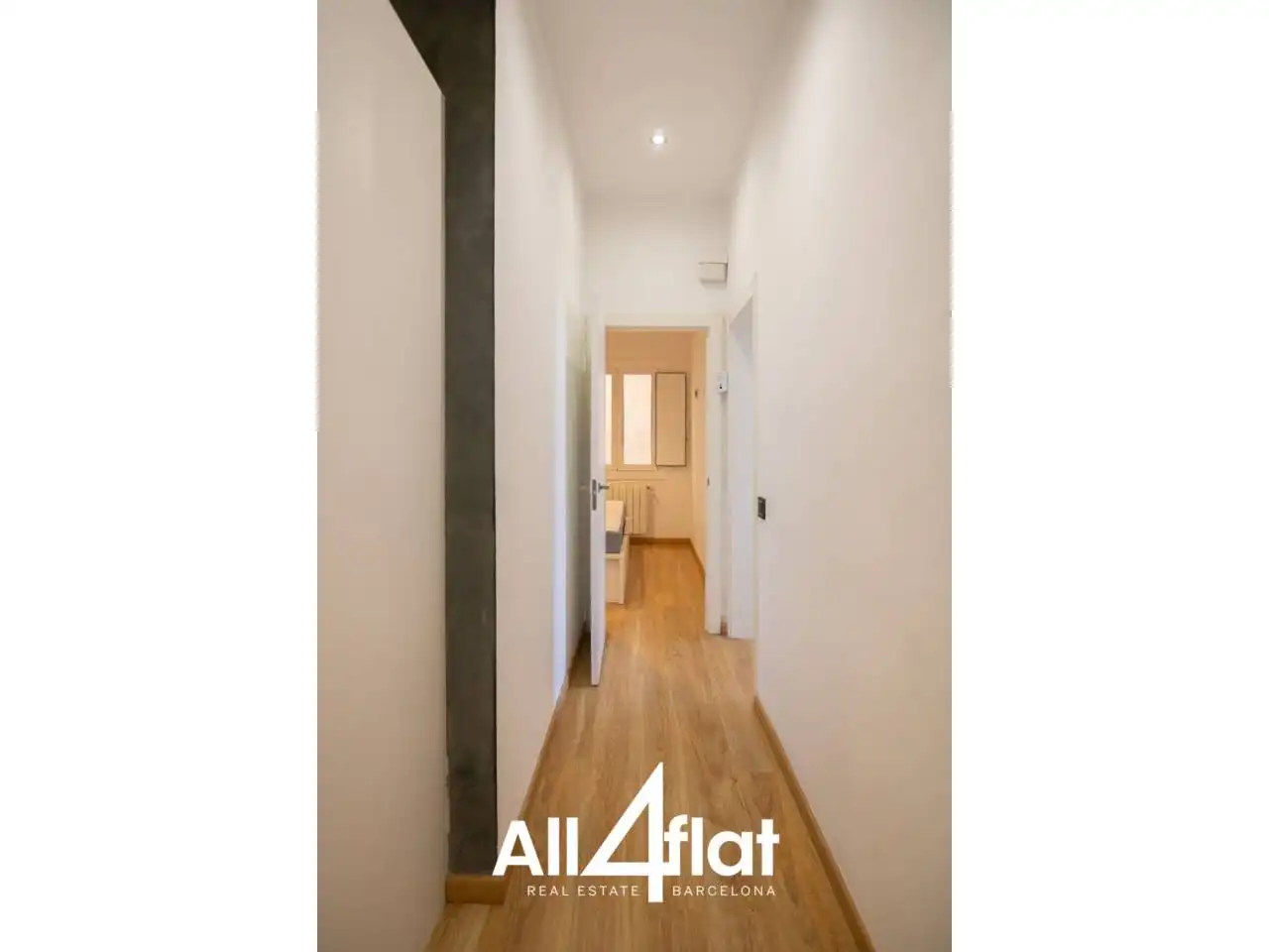 Flat with terrace for sale in Calle Agustí Vell, imagen 21