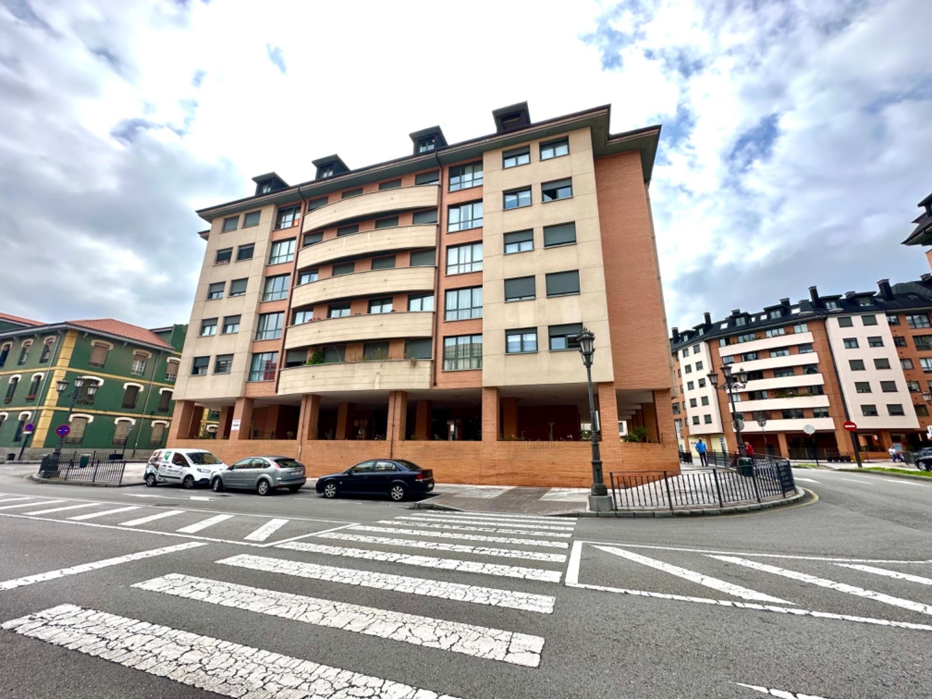 Flat to rent in Calle BUENOS AIRES, HUCA - La Cadellada