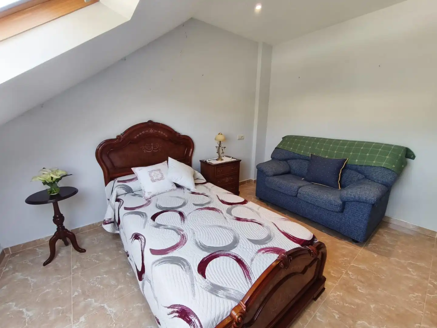 Habitación de Casa o chalet en venta en Ribeira con Calefacción