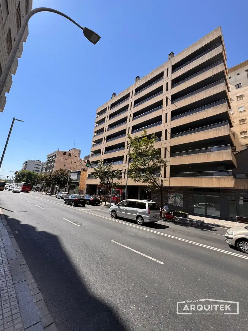 Vista exterior de Apartamento en venta en Lleida con Aire acondicionado, Calefacción y Terraza