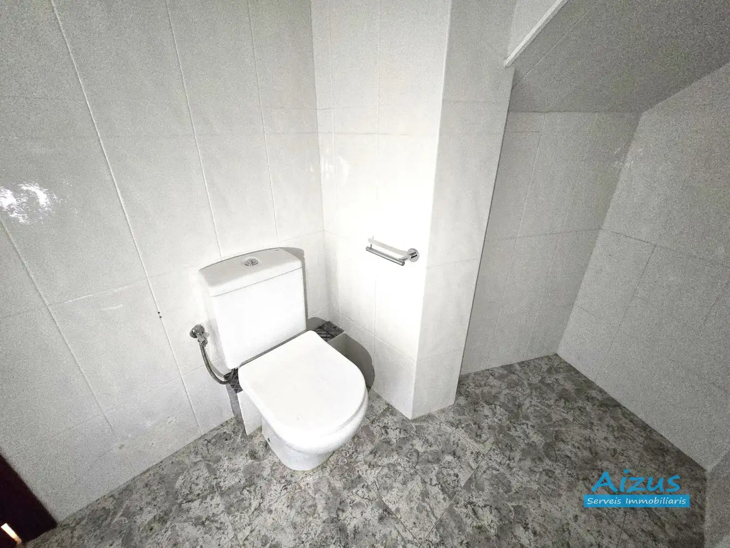 Baño de Dúplex en venta en Rubí con Parquet, Terraza y Balcón