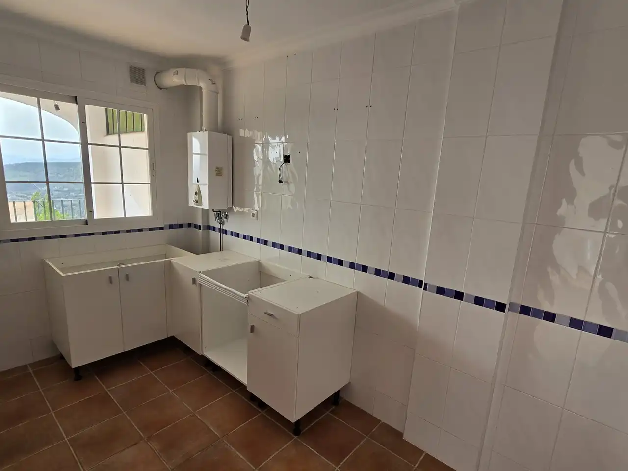 Cuina de Finca rústica en venda en Alcaucín amb Terrassa