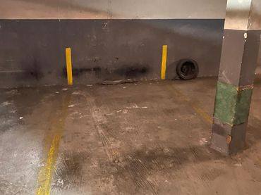 Einzelparkplatz zum Verkauf in Eixample