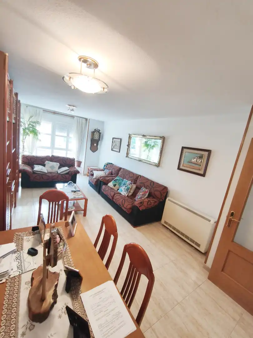 Living room of Flat for sale in Móstoles  with Air Conditioner, Furnished and Oven