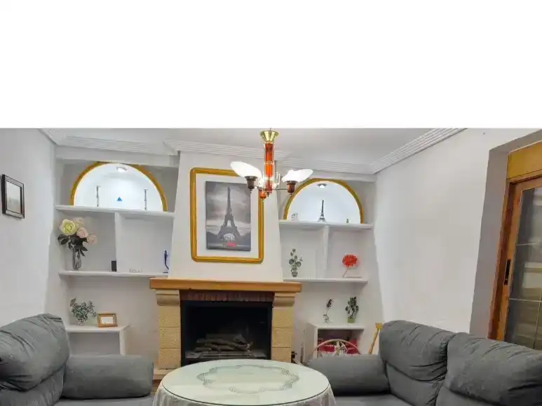 Sala d'estar de Casa adosada en venda en Segura de la Sierra amb Aire condicionat, Traster i Moblat