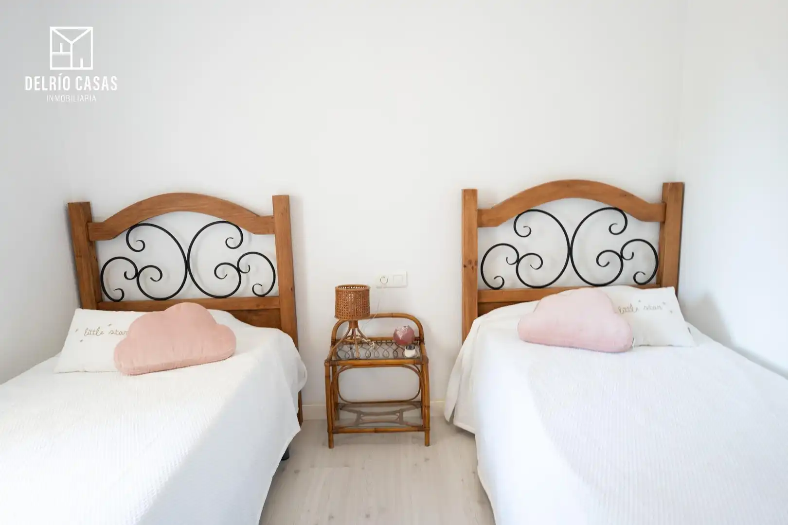 Bedroom of Detached homes for sale in El Rompido