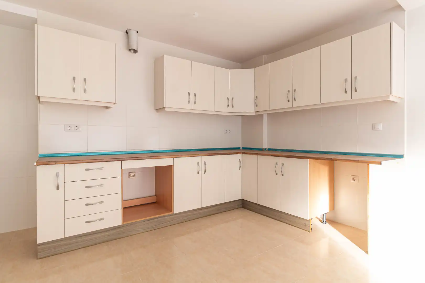 Cocina de Piso en venta en Benissa con Trastero, Horno y Balcón