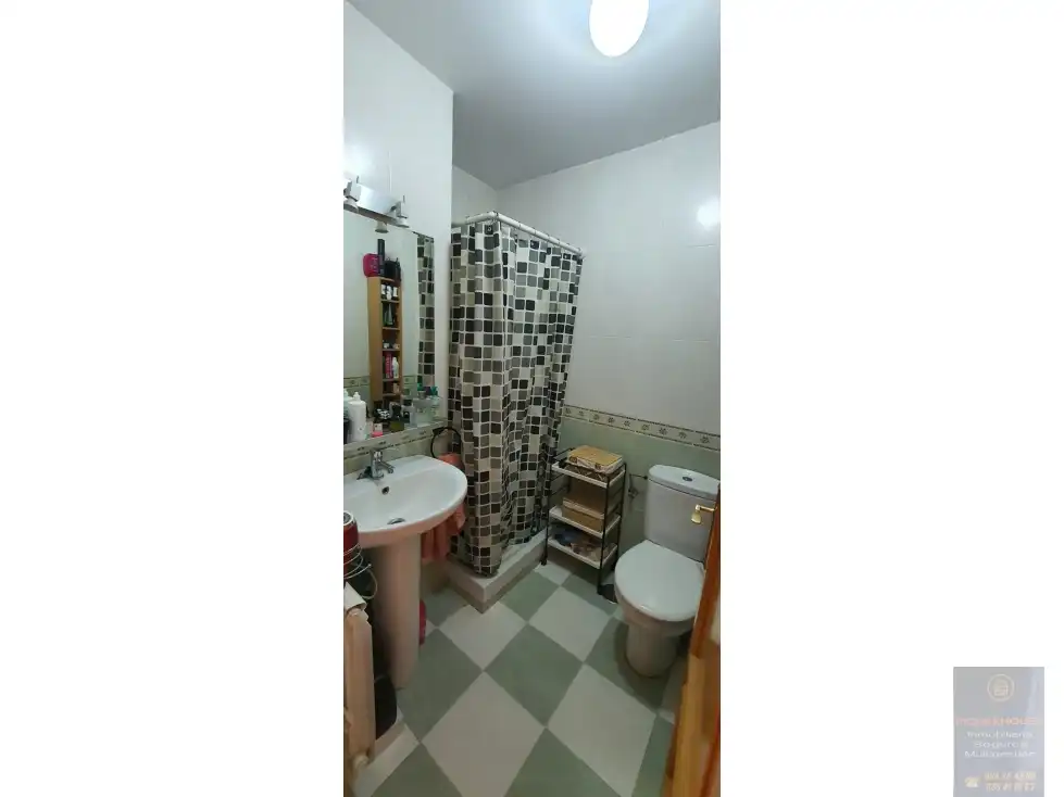 Bathroom of Flat for sale in Valmojado  with Heating and Furnished