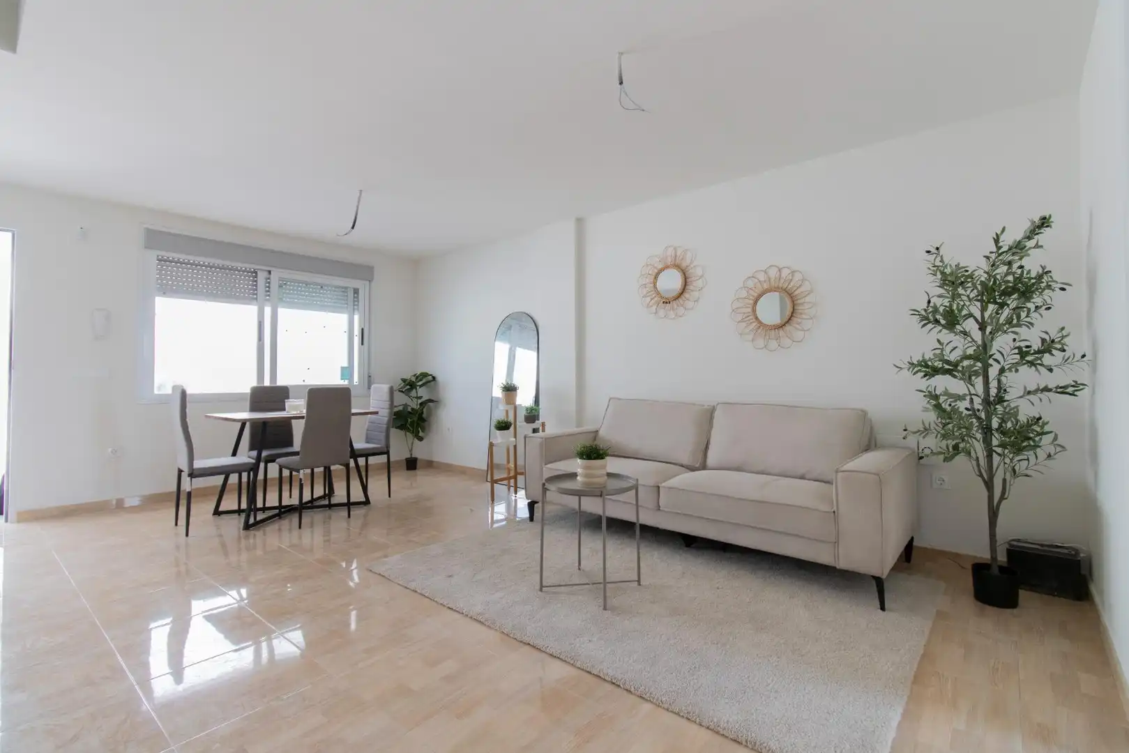 Sala de estar de Casa adosada en venta en Almazora / Almassora con Terraza y Piscina comunitaria
